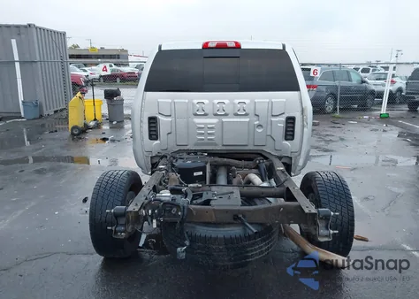 2018 Chevrolet Silverado 1500 1Lz z USA, uszkodzony, nr VIN 3GCPCSEC3JG283110